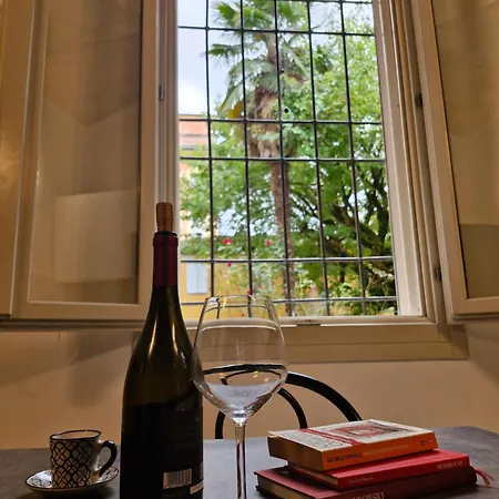 Apartamento Martin's - Stylish Historic With Free Parking, Fast Wi-fi, Ac In Center