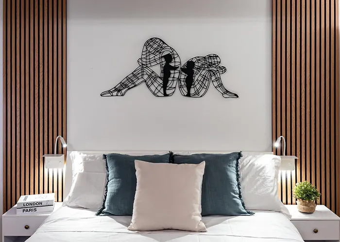 Martin'S Home - Historic Boutique Apartment With Free Parking, Fast Wi-Fi, Ac, Perfect For Couples & Business In Modena Center Apartament