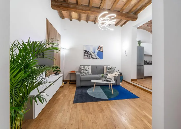 Martin'S Home - Historic Boutique Apartment With Free Parking, Fast Wi-Fi, Ac, Perfect For Couples & Business In Modena Center Apartament