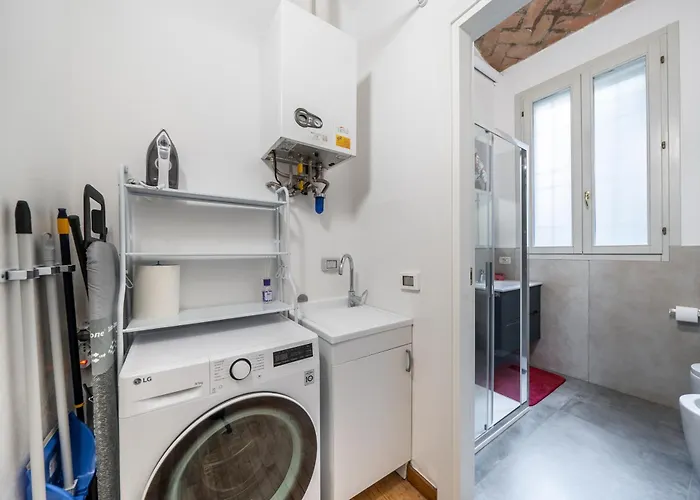 Martin'S Home - Historic Boutique Apartment With Free Parking, Fast Wi-Fi, Ac, Perfect For Couples & Business In Modena Center Apartament *